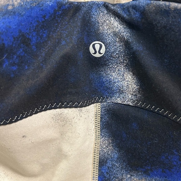 Lululemon Blue and Black Women's Strappy Workout Tank Top - Picture 2 of 5